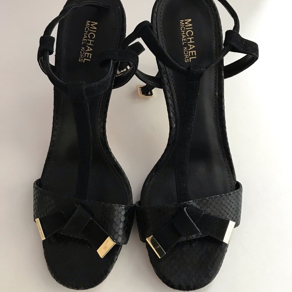Michale Kors Heels - Picture 3 of 6